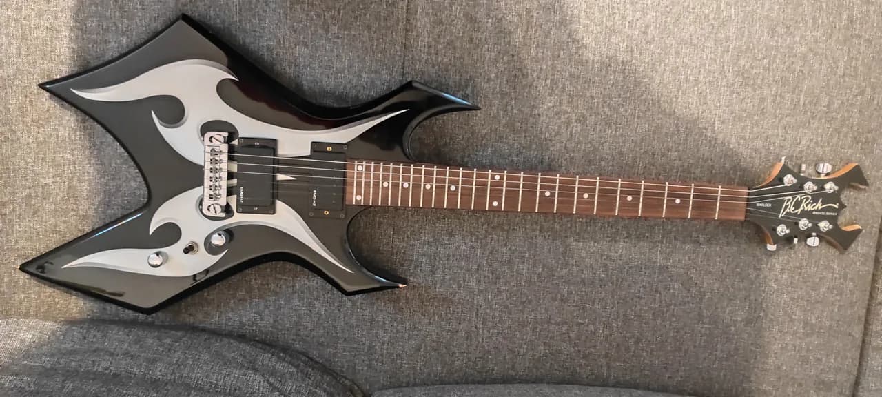 B.C. Rich Warlock (2005)