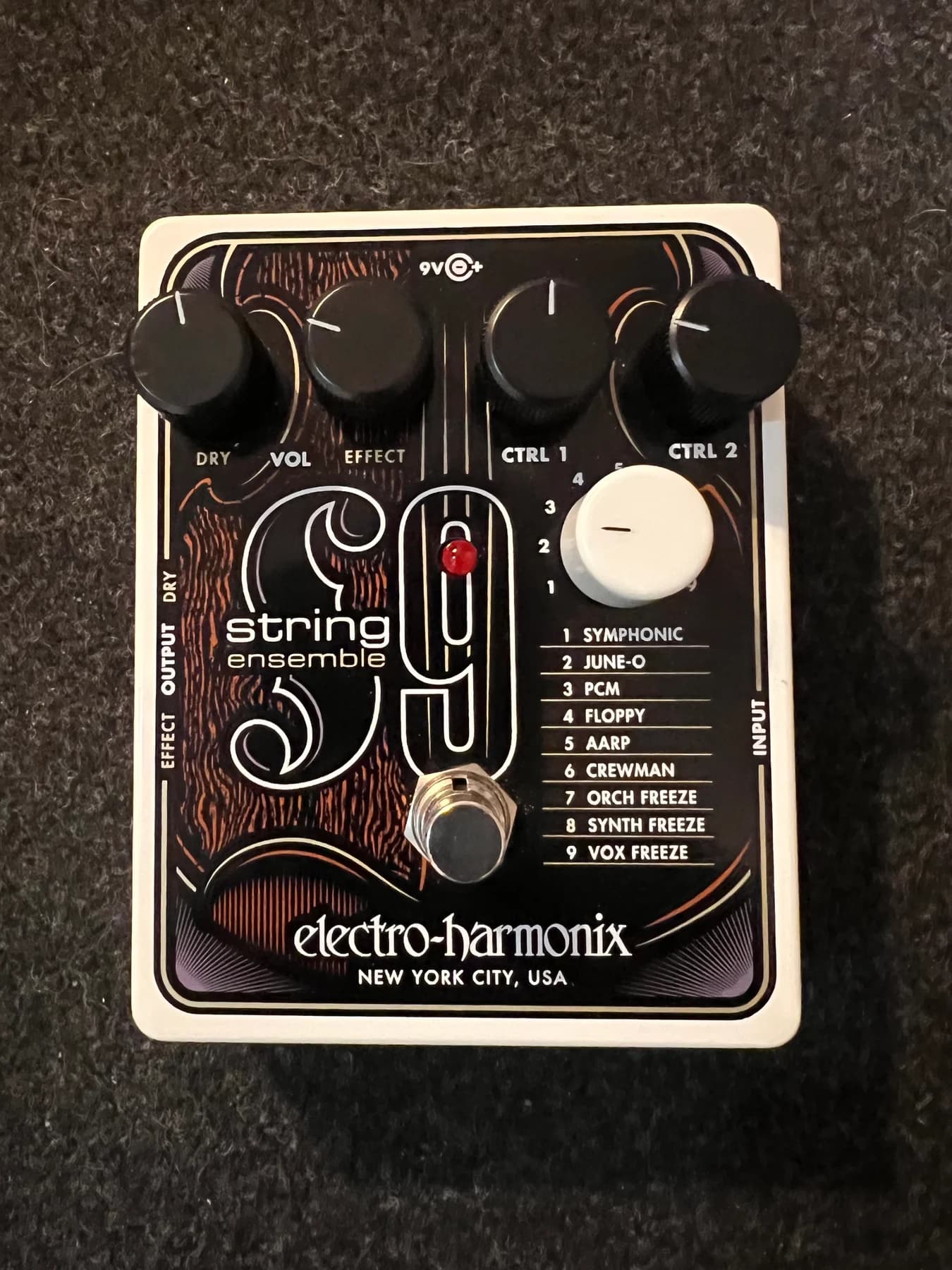 Electro-Harmonix S9 strings 9 - foto 1