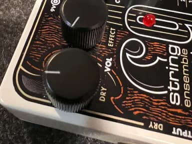 Electro-Harmonix S9 strings 9 - foto 3