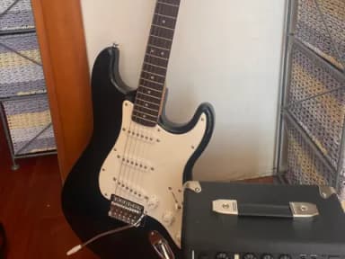 Fender Stratocaster squier (Italia) - foto 3